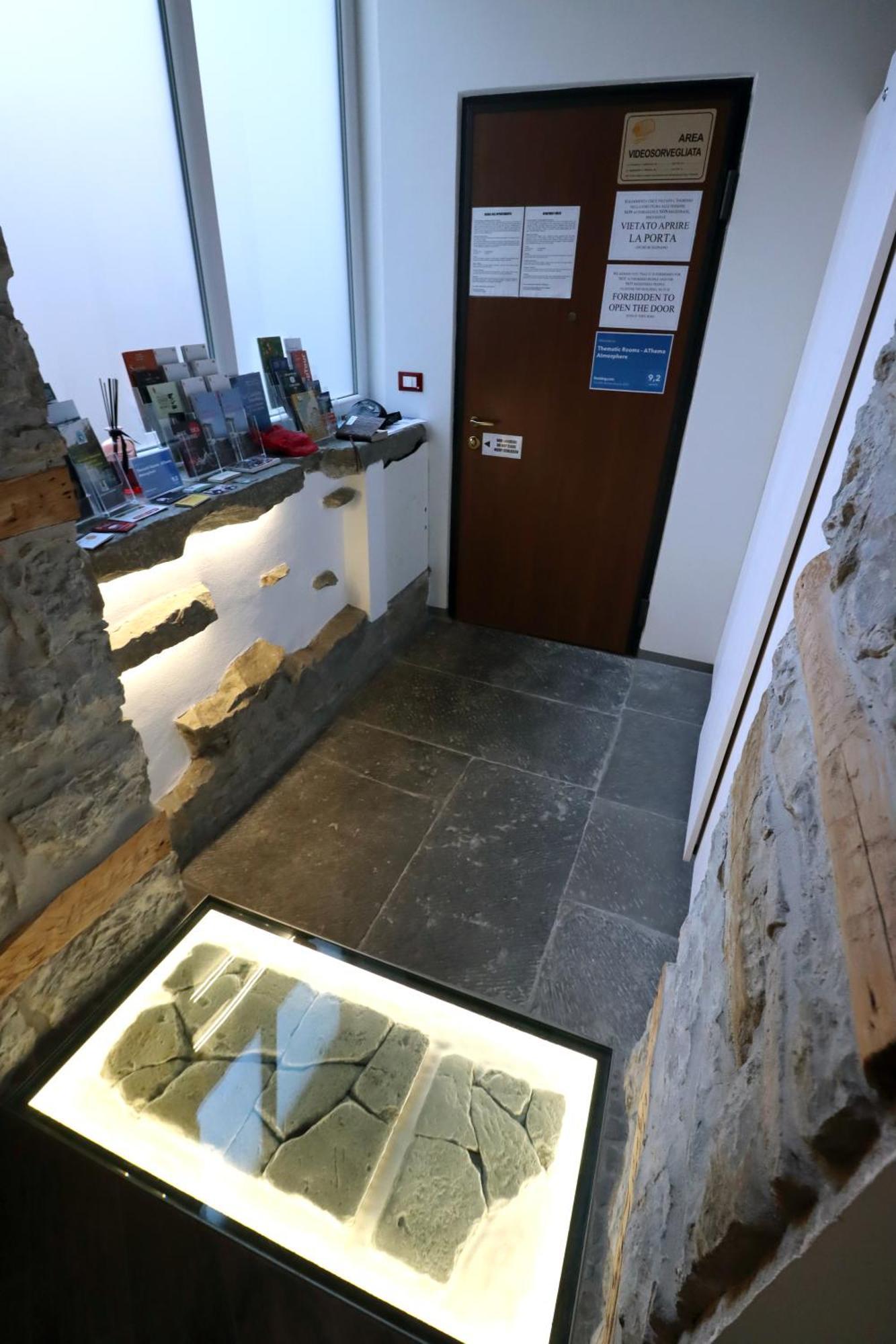Thematic Rooms - Athema Atmosphere Trieste Exterior photo